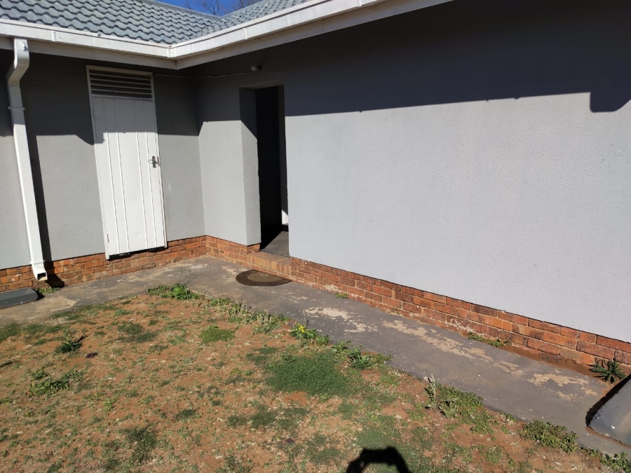 4 Bedroom Property for Sale in Vaalpark Free State